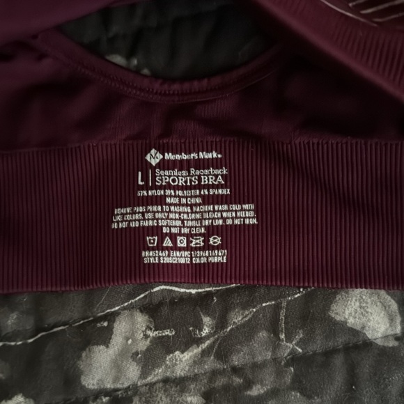 Sports bra - Picture 2 of 3